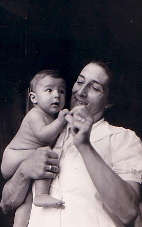 Germaine Chesneau et sa fille Marianne, 1939 source photo : Arch. fam.