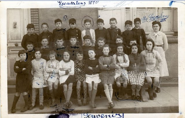 1940-ESCATALENS-Photo scolaire avec Pierre Jacob en 1-3