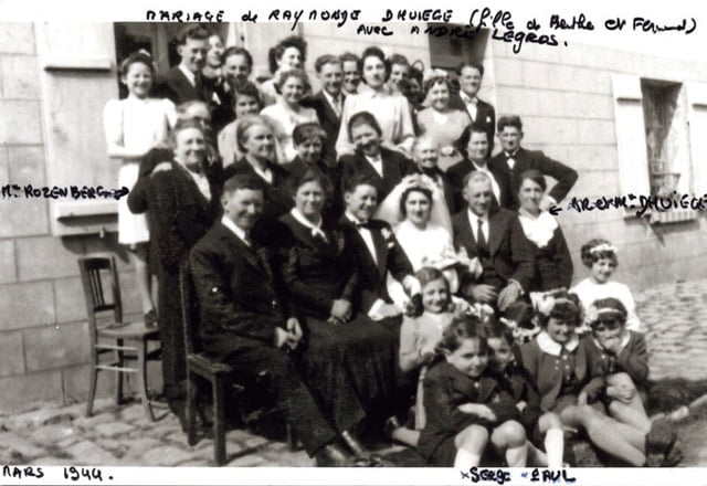 Famille DHUIEGE en mars 1944