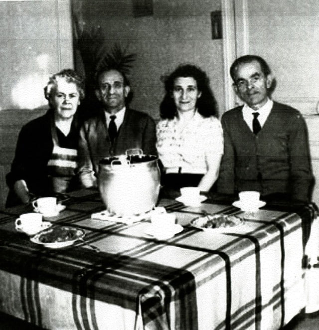 Yvonne & Daniel Lebrat avec Léa & Paul Cros après la guerre