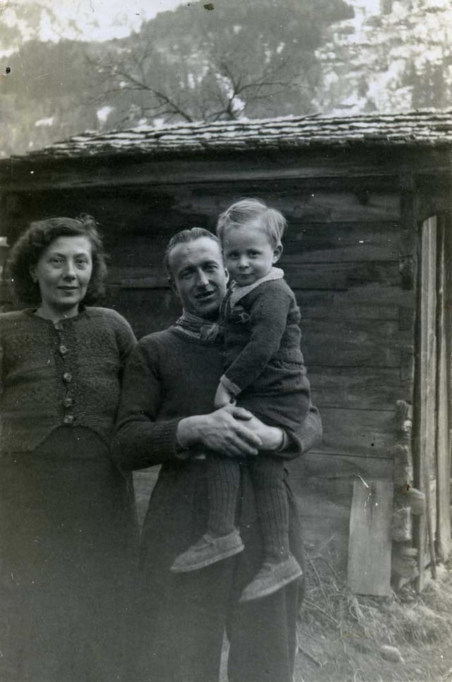 Fernande Claret & Camille avec leur fils Daniel en 1944