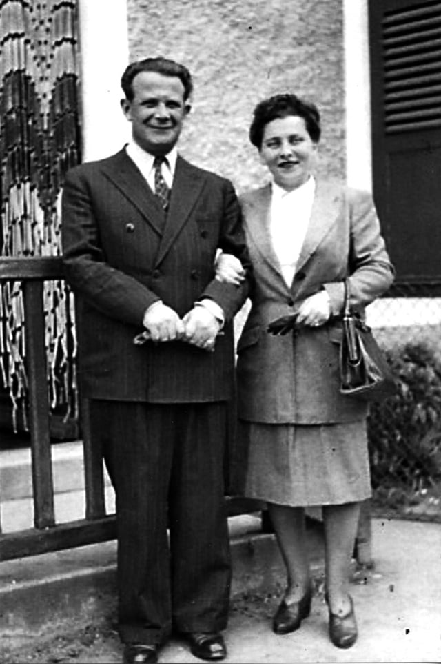 Monsieur et Madame Golant à Pau en 1944