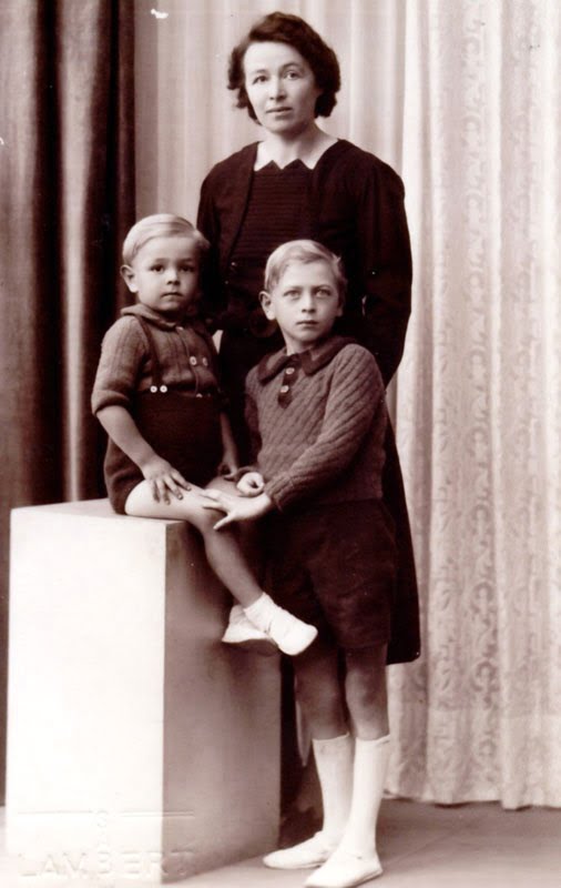 Amélie Bruneau avec Roger et André