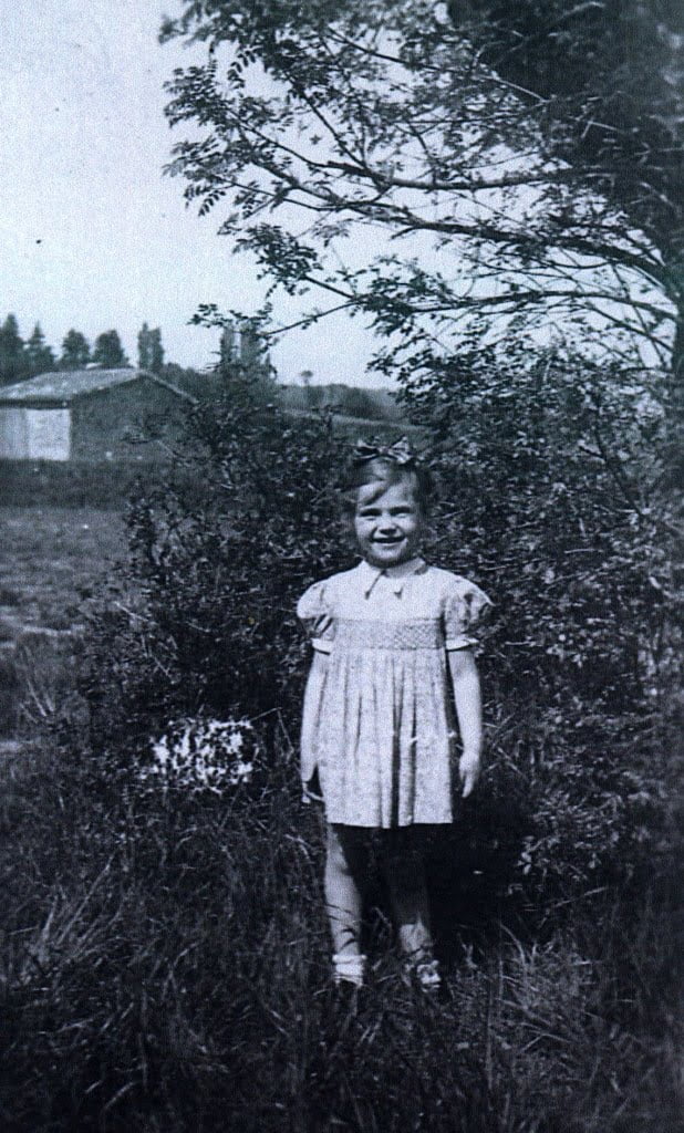 Nicole Mozis en 1945