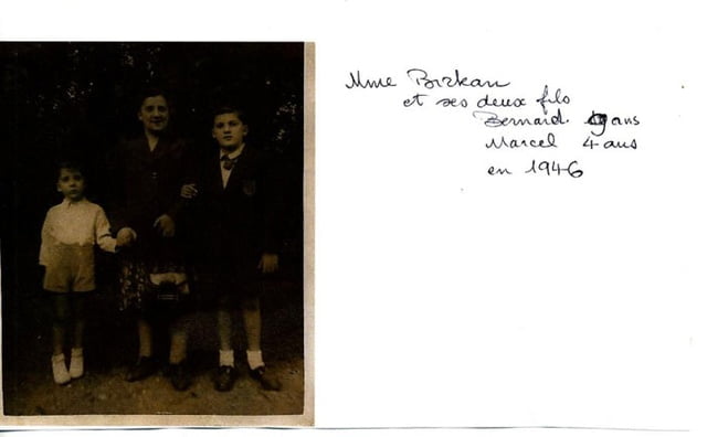 en 1946 Madame Birkan et ses deux fils Bernard 9 ans et Marcel 4 ans
