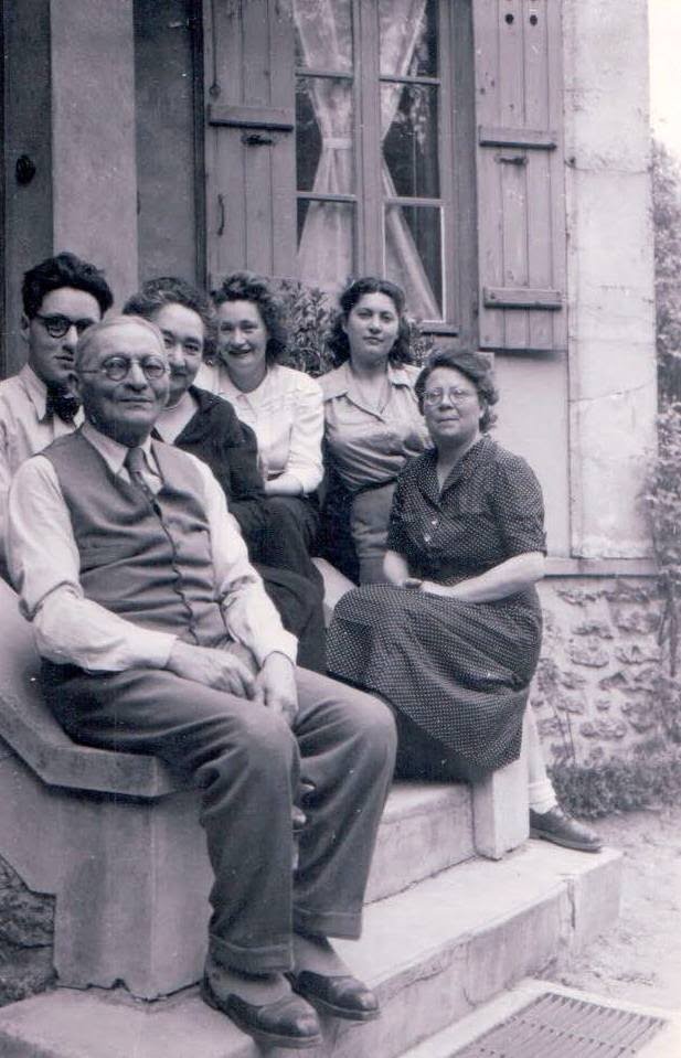Lucile Godrie, sa fille Luce, Bobby, Renée Bodenheimer et ses parents Elvire et Sadi à Gagny
