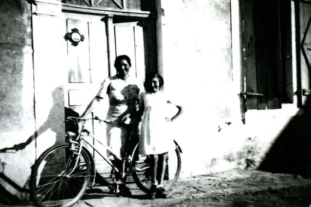 En 1941, Lucie Frémé et sa fille Denise 10 ans et demi