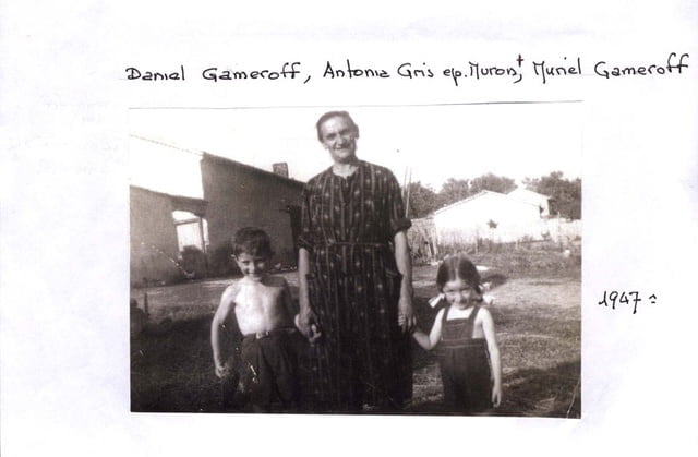 Daniel Gameroff Antonia et Muriel Gameroff en 1947