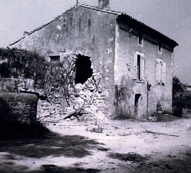 La maison des Bouvier après qu'un obus soit tombé alors que les enfants y jouaient