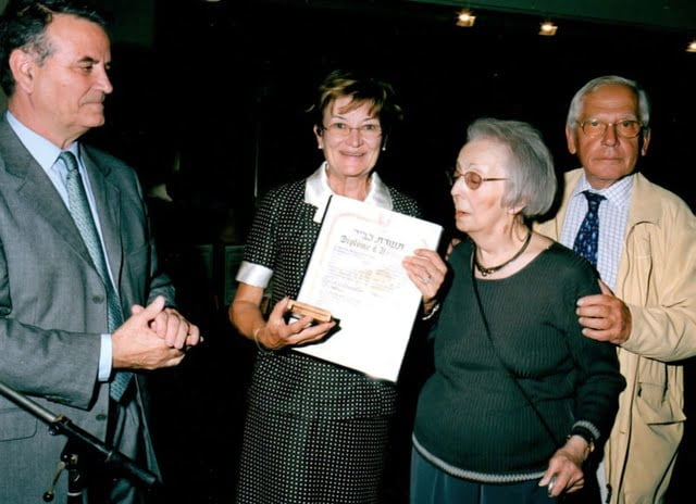 Michèle Dumas et Beate Rubinstein ceremonie Yad Vashem
