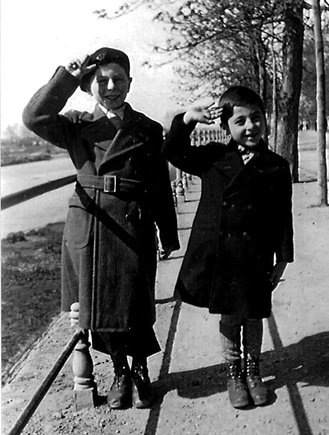 Jean-Paul & Philippe CREANGE en 1942 à Vichy