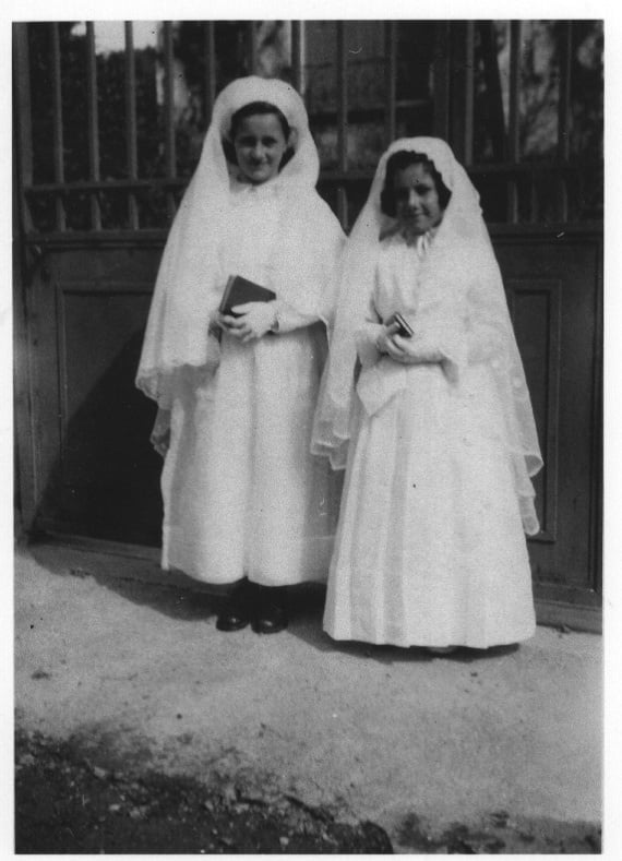 Colette et Jacqueline en 1945 à Allanche