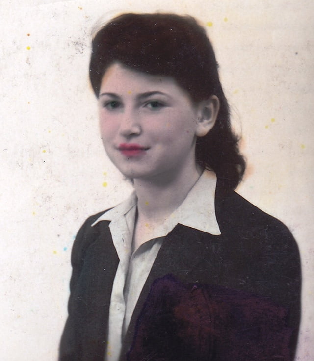 Régine GRUNSZTAJN en 1942