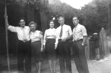 A gauche, le couple Jean HOHMAN avec Mr et Mme MATER