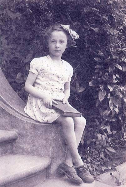 En 1944 Françoise Mandelbaum 