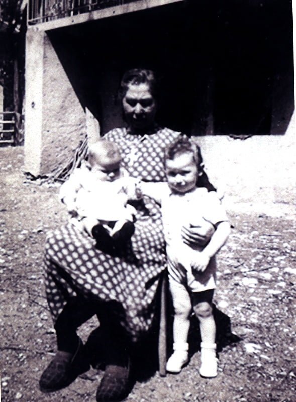 Alexandrine GAUDIN et ses petits enfants Raymond et Michèle
