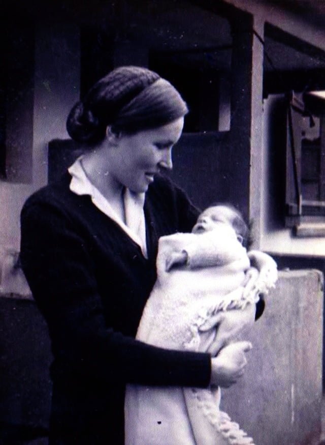 Marthe DUBOIS et son fils pascal né le 20 mars 1942 à Périgueux en Dordogne
