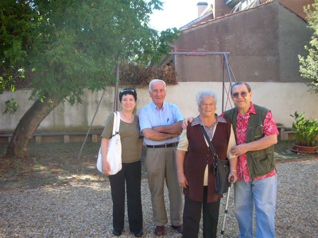 Les personnes sauvées Miriam Ben Gigi, Céleste Anav et leur maris  en septembre 2007 