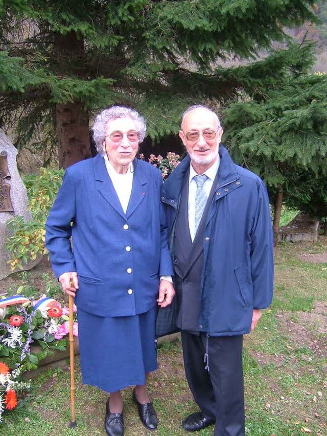 Mme ROGALLE avec M SEIFER, responsable de la cérémonie à Toulouse