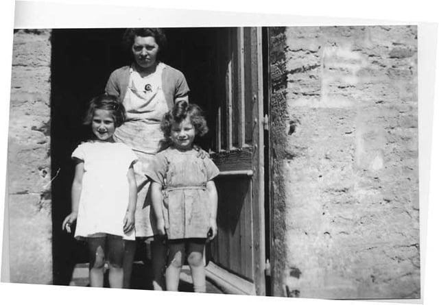 Henri CRAZOVER, Georgette VERRIER et Berthe EIDELMAN en 1943 à la ferme de courcy