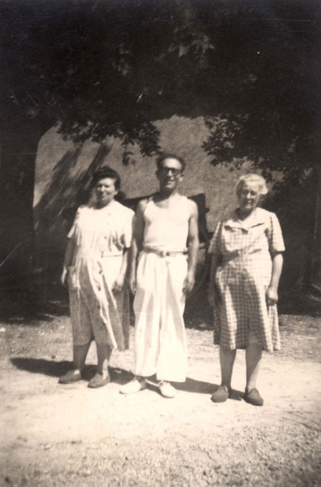 Clémence Munier avec Léon et sa mère en 1948
