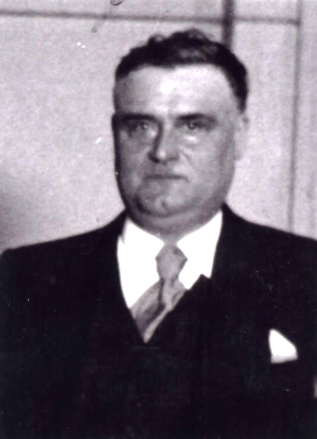 1938, Pierre Laboureur