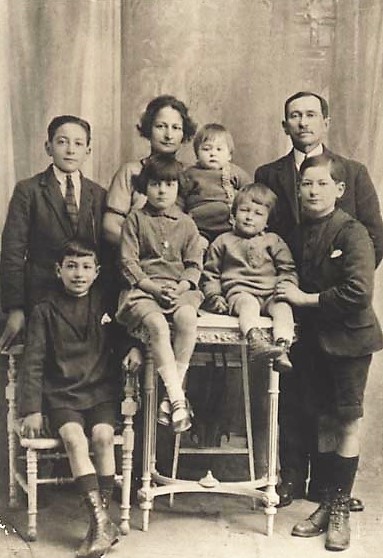 La famille Carayol avec Laetizia au centre