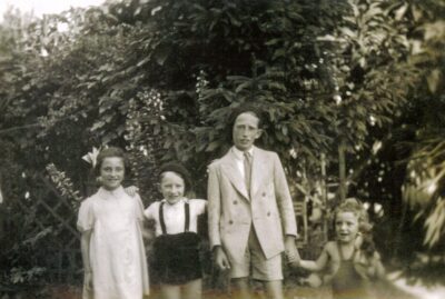 Myriam Joseph Raphaël et Benjamin SCHREIBER vers le 26 juin 1942