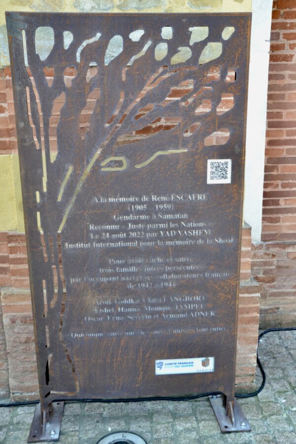 Stèle René Escafre